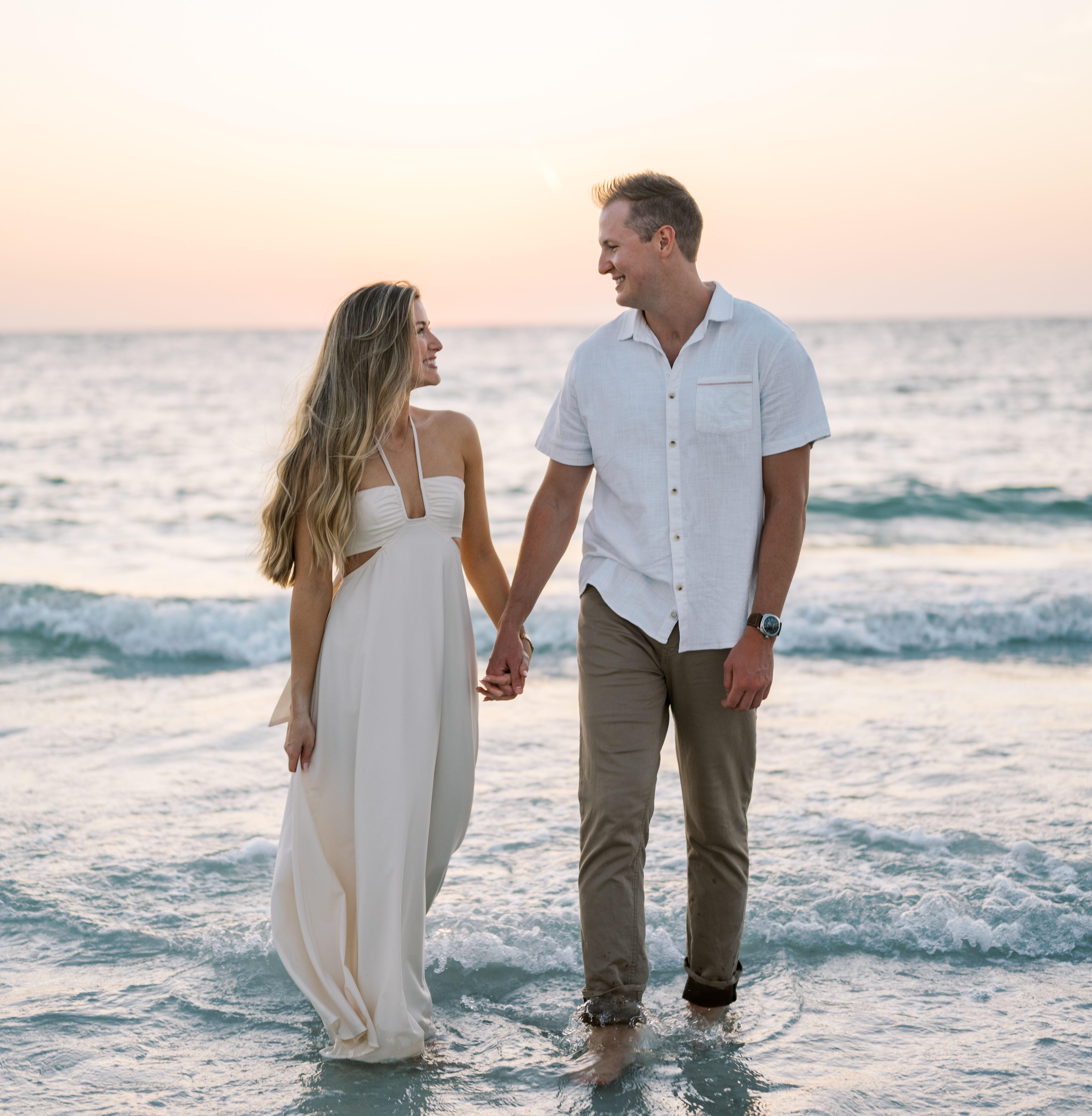 The Wedding Website of Ellie McMahon and David Jablonski