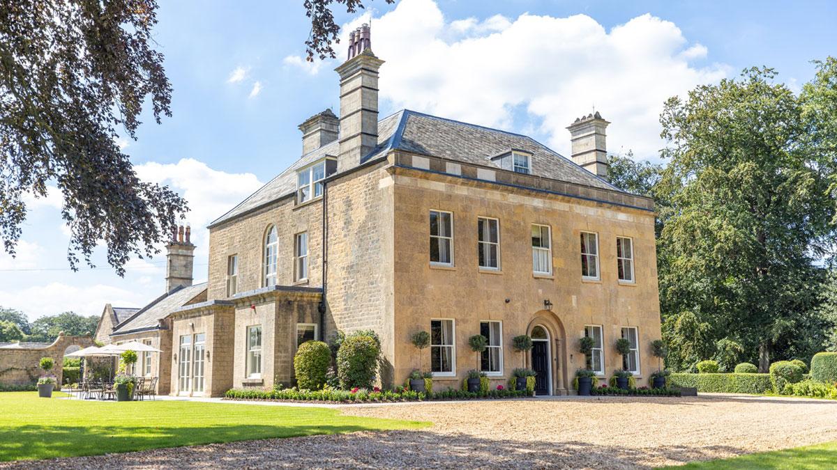 The Wedding Website of Eleanor Lunn and Brandon Marlow