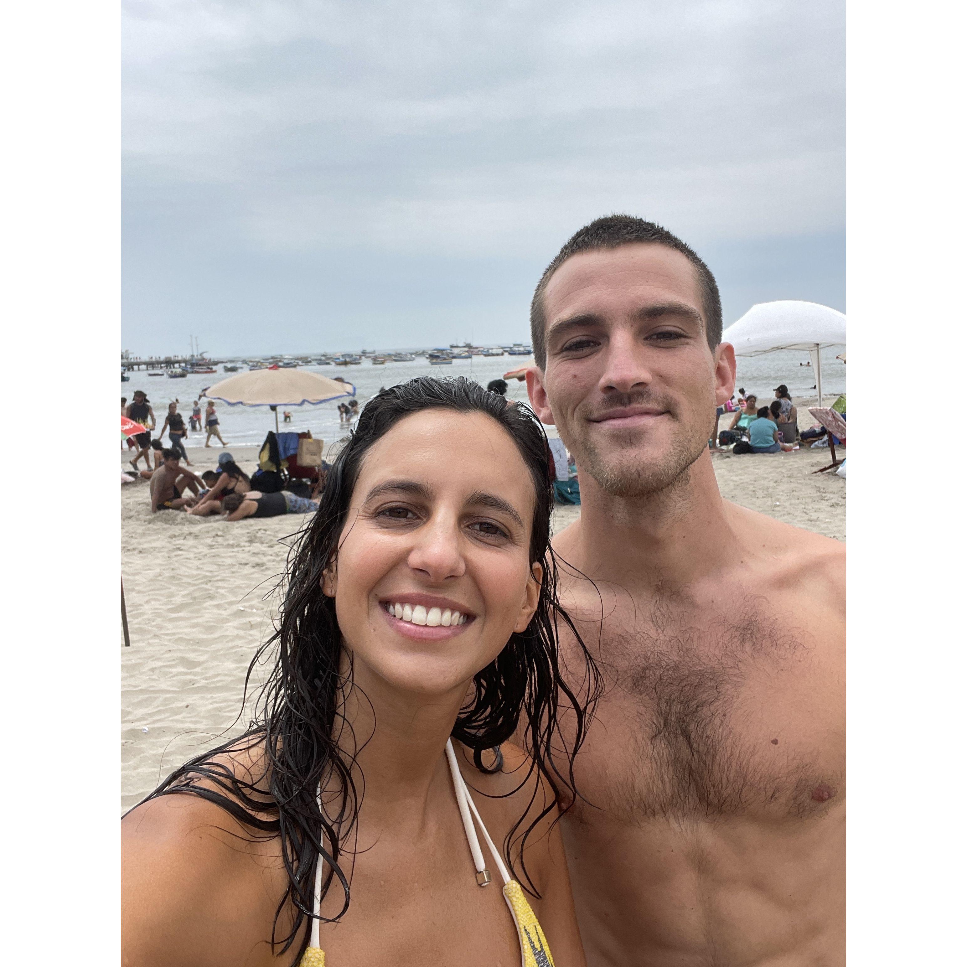 Nuestra primera cita - chapuzon en la playa en el break de almuerzo del trabajo