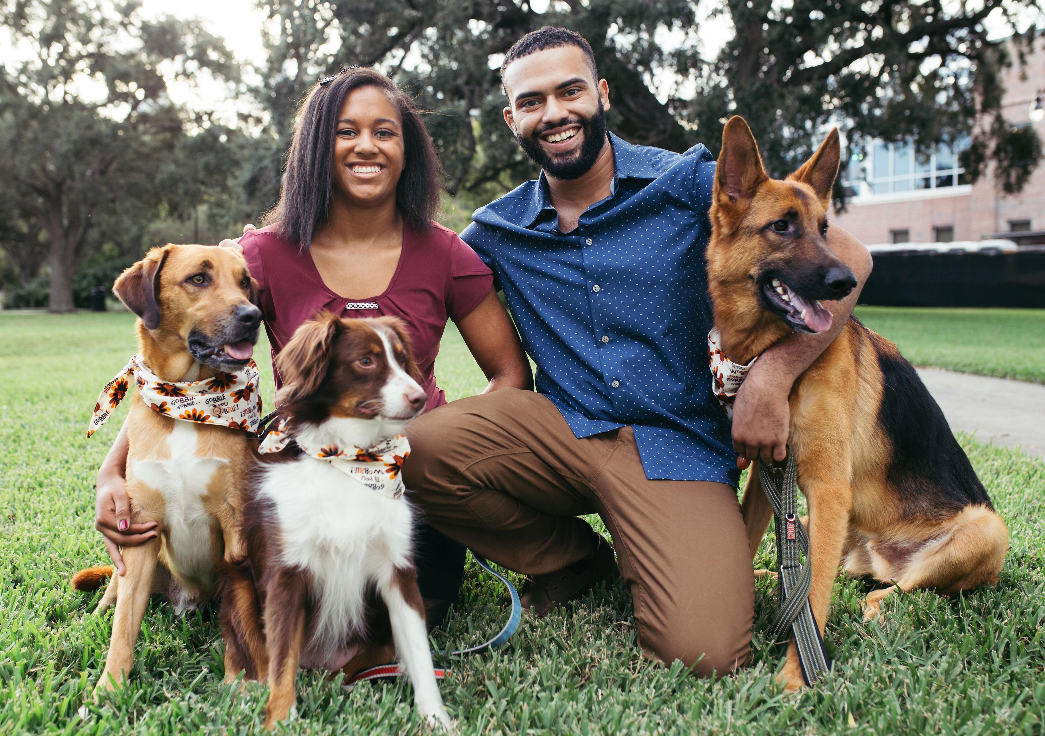 The Wedding Website of Ashley Windom and Armando Bejarano