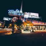 Mels Drive-In