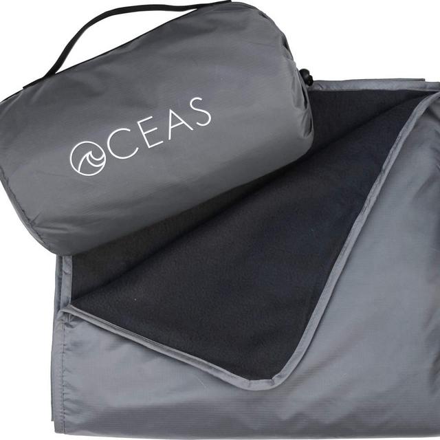 Navy - Waterproof Fleece Blanket