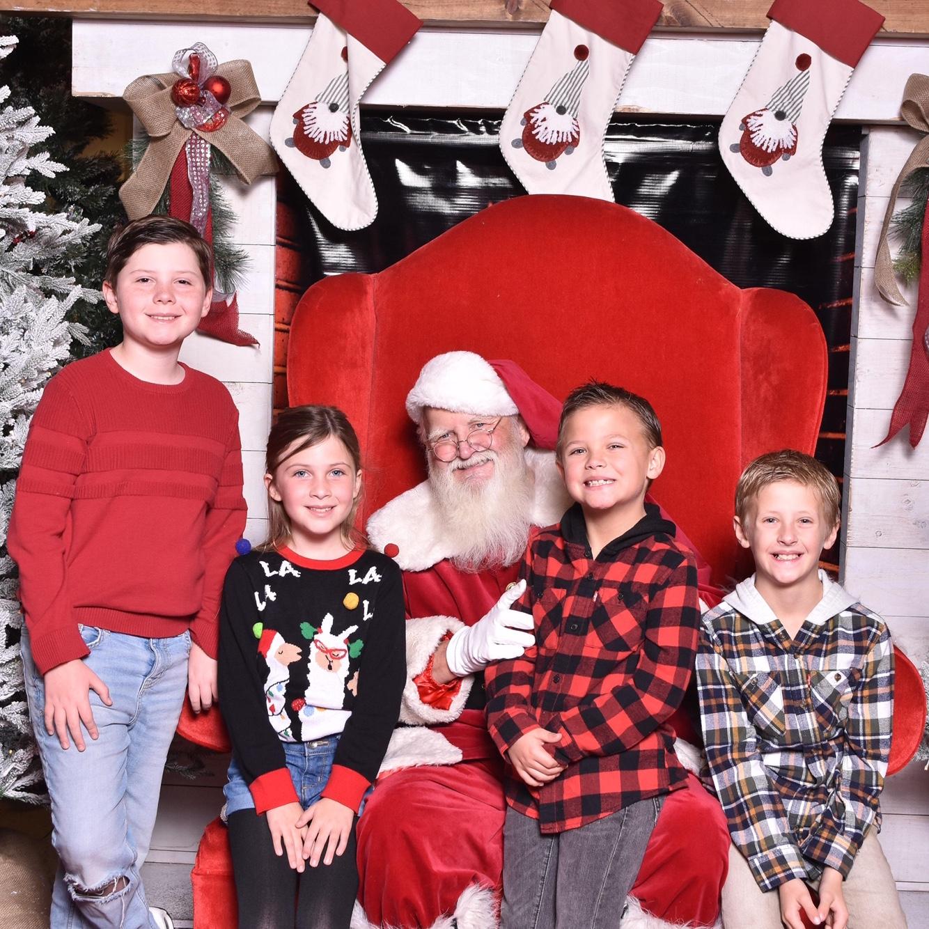 Santa 2025