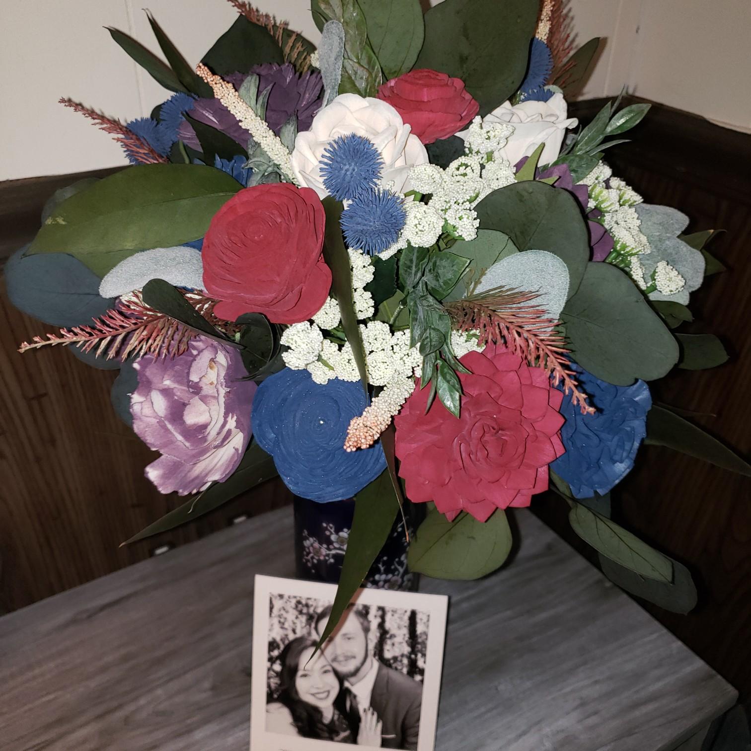 Sneak Peek of Bridal Bouquet w/ Flash