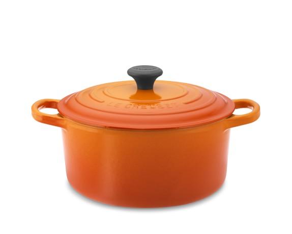 Le Creuset Signature Cast-Iron Round Dutch Oven, 3 1/2-Qt.