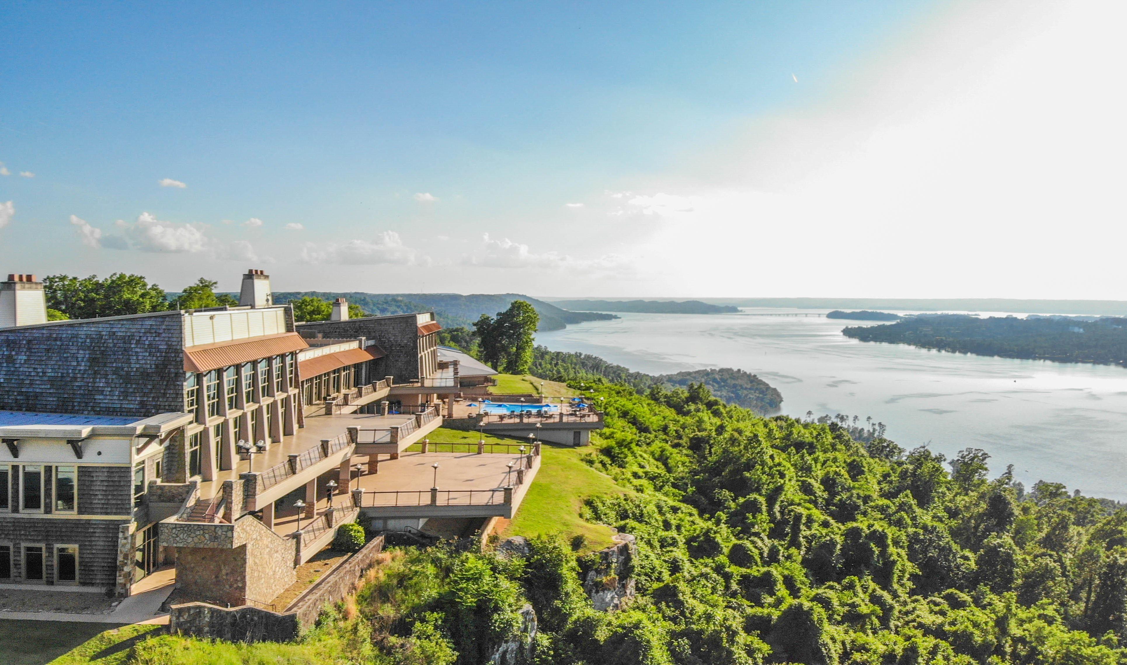 The Wedding Website of Lauren Badia and Eddie Sipple