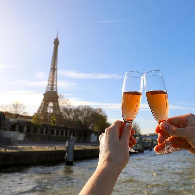 Honeymoon- Private Cruise of the Seine River
