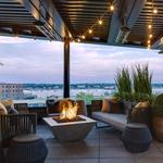 Luna Rooftop Bar