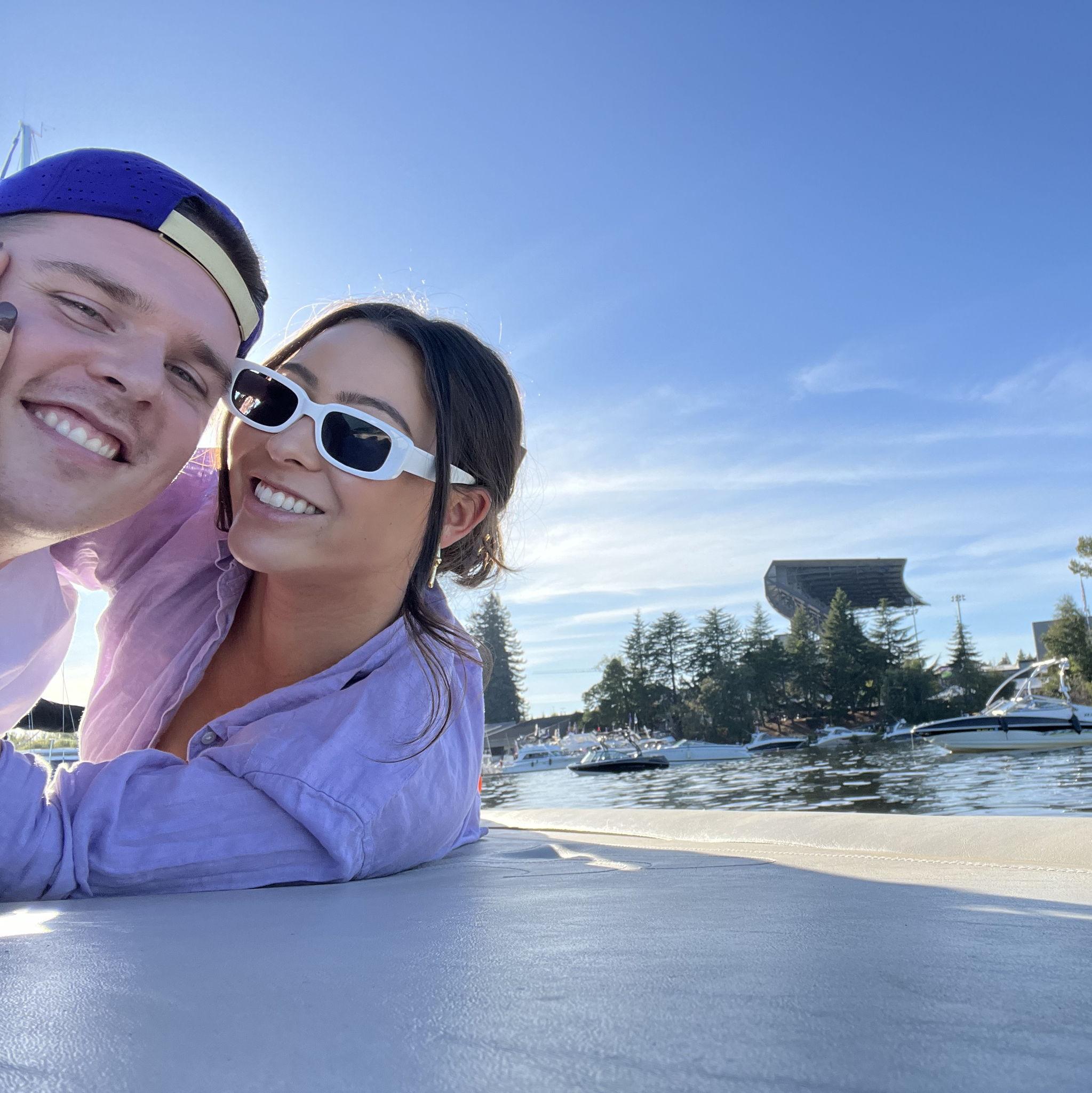 Sailgating...Go Dawgs!