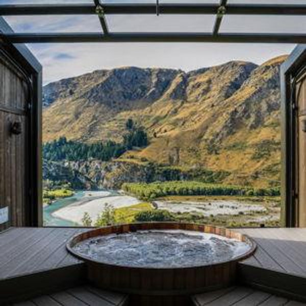 Mountain Spa Oasis in New Zealand!