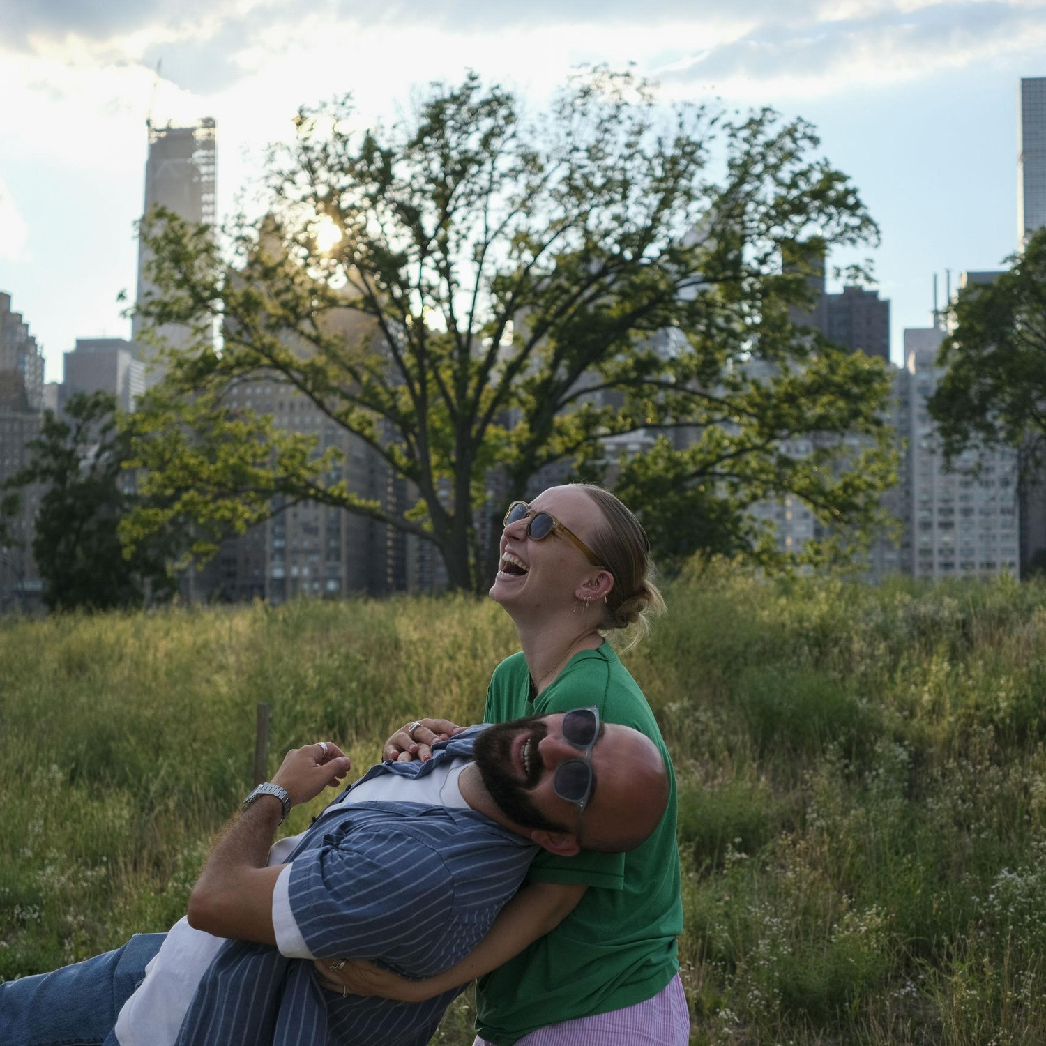 This is our big apple trip to see our New Yorkers all walkin' in here. We loved dancing on Roosevelt Island!