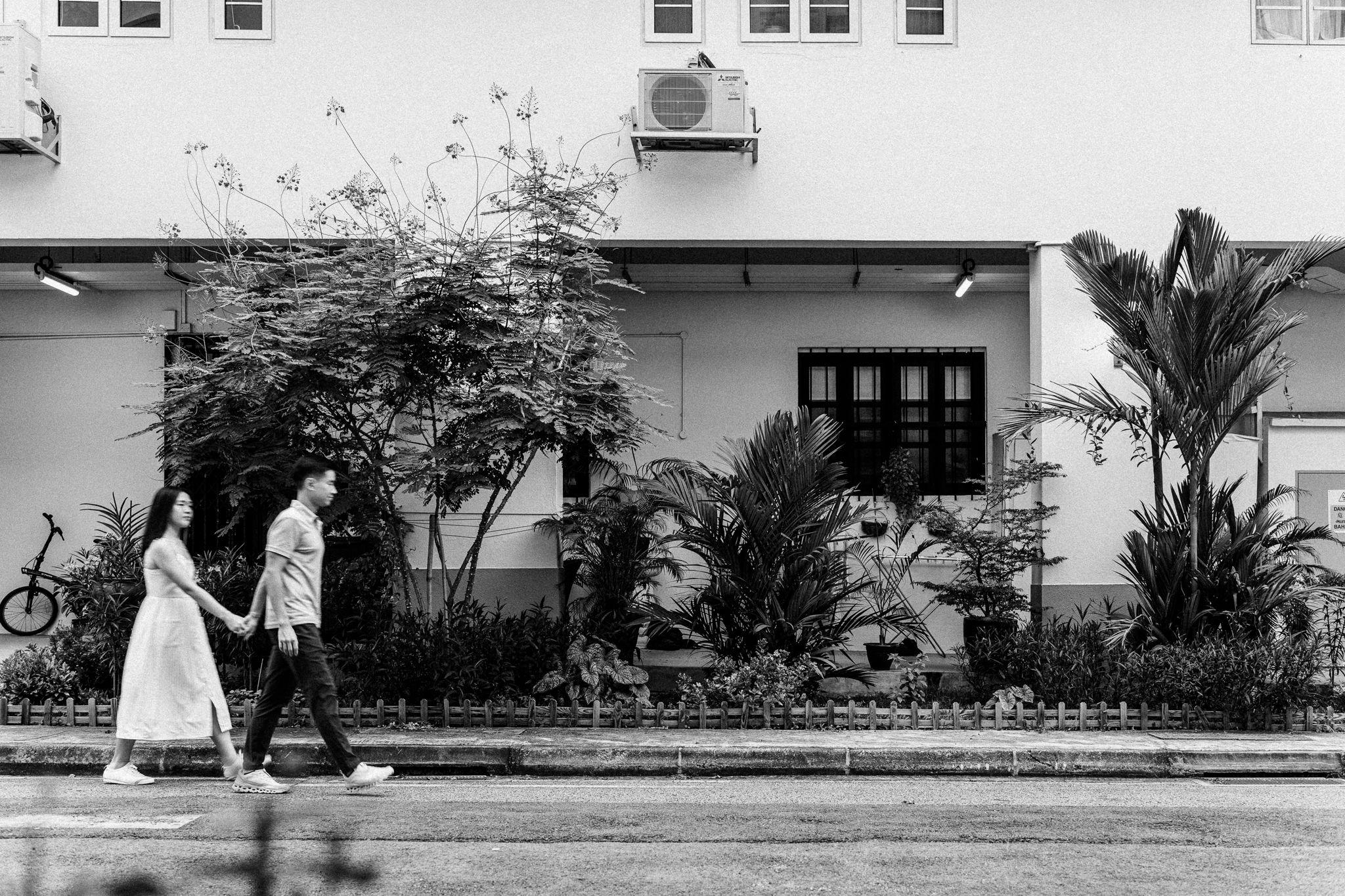 The Wedding Website of Angela Lois Iskandar and Raymond Guyandi