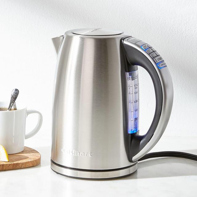 Cuisinart ® PerfecTemp™ Cordless Programmable Kettle