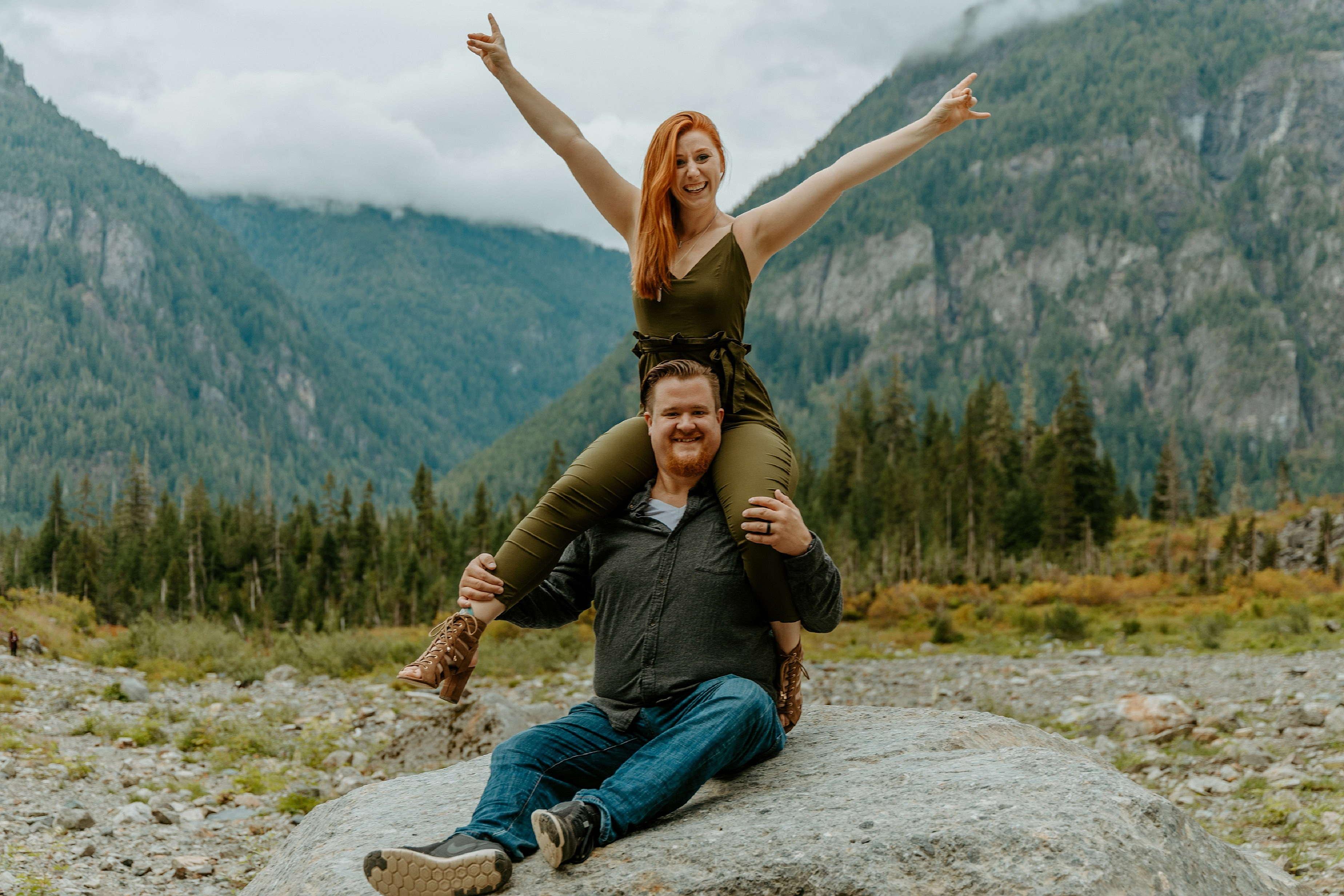 The Wedding Website of Aaron May and Samantha Wallace