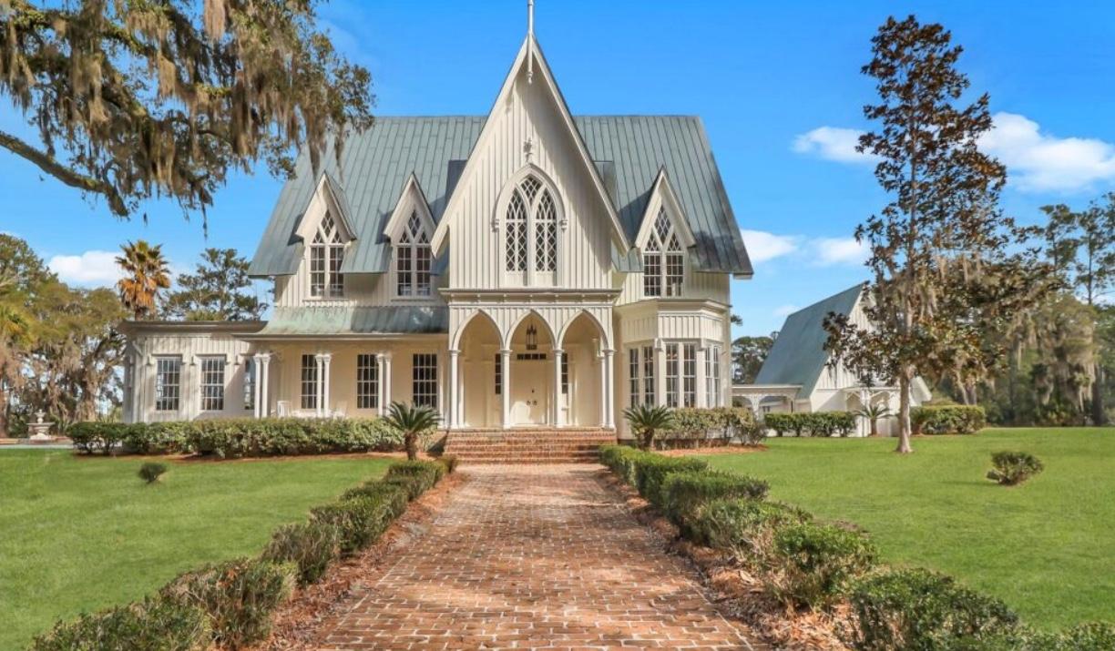 The Wedding Website of Hannah Grace Cooler and James Harris O’Brien