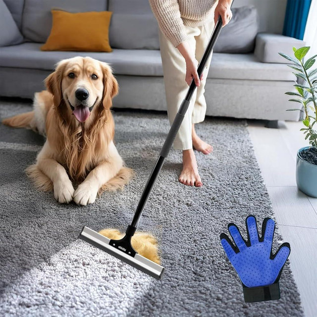 Carpet Rake for Pet Hair Removal – Carpet Scraper – Dog & Cat - Pet Hair Broom for Rugs, Furniture – Adjustable Rug Broom for Pet by Okköbi