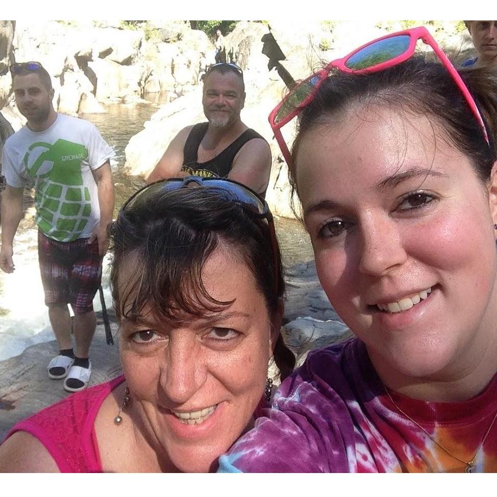 Coos Cannon with mom and dad