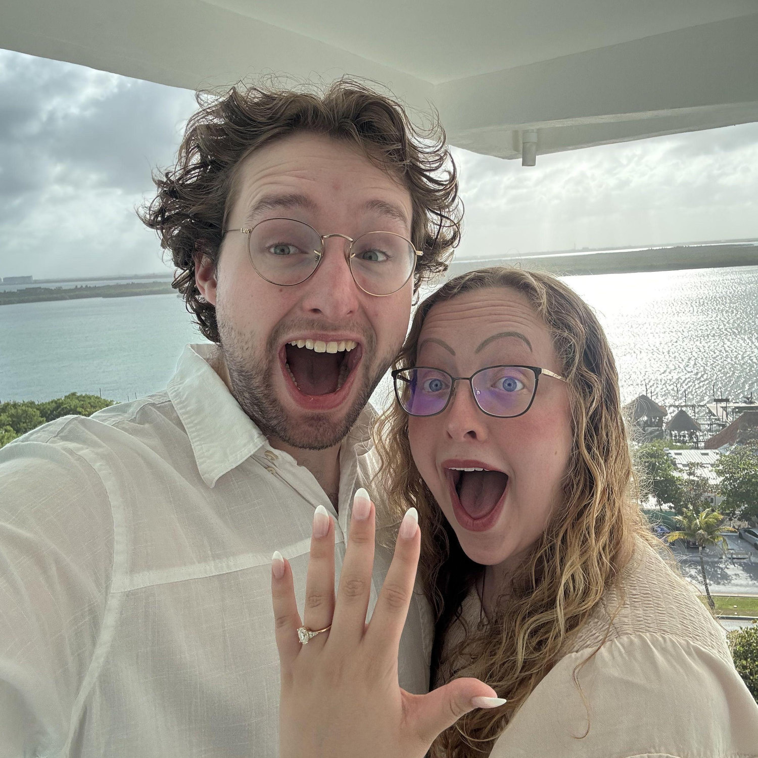 We're engaged! Kate said "YES!" down in Cancún.