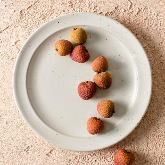 10.75 inch Dinner Plate - Straw