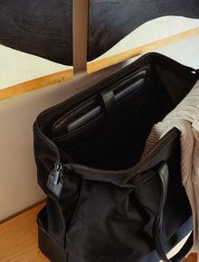 the convertible weekender in black
