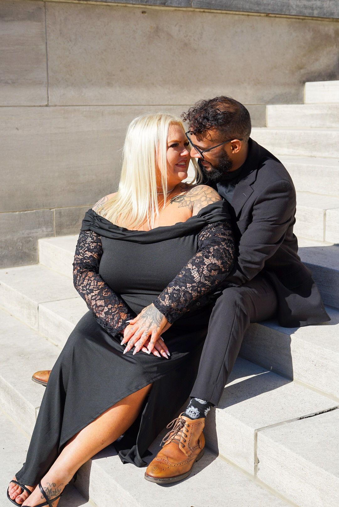 The Wedding Website of Amber Calvin and Darius Graves