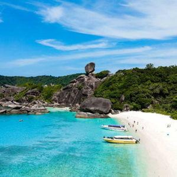 Honeymoon Experience: Similan Island Boat Tour