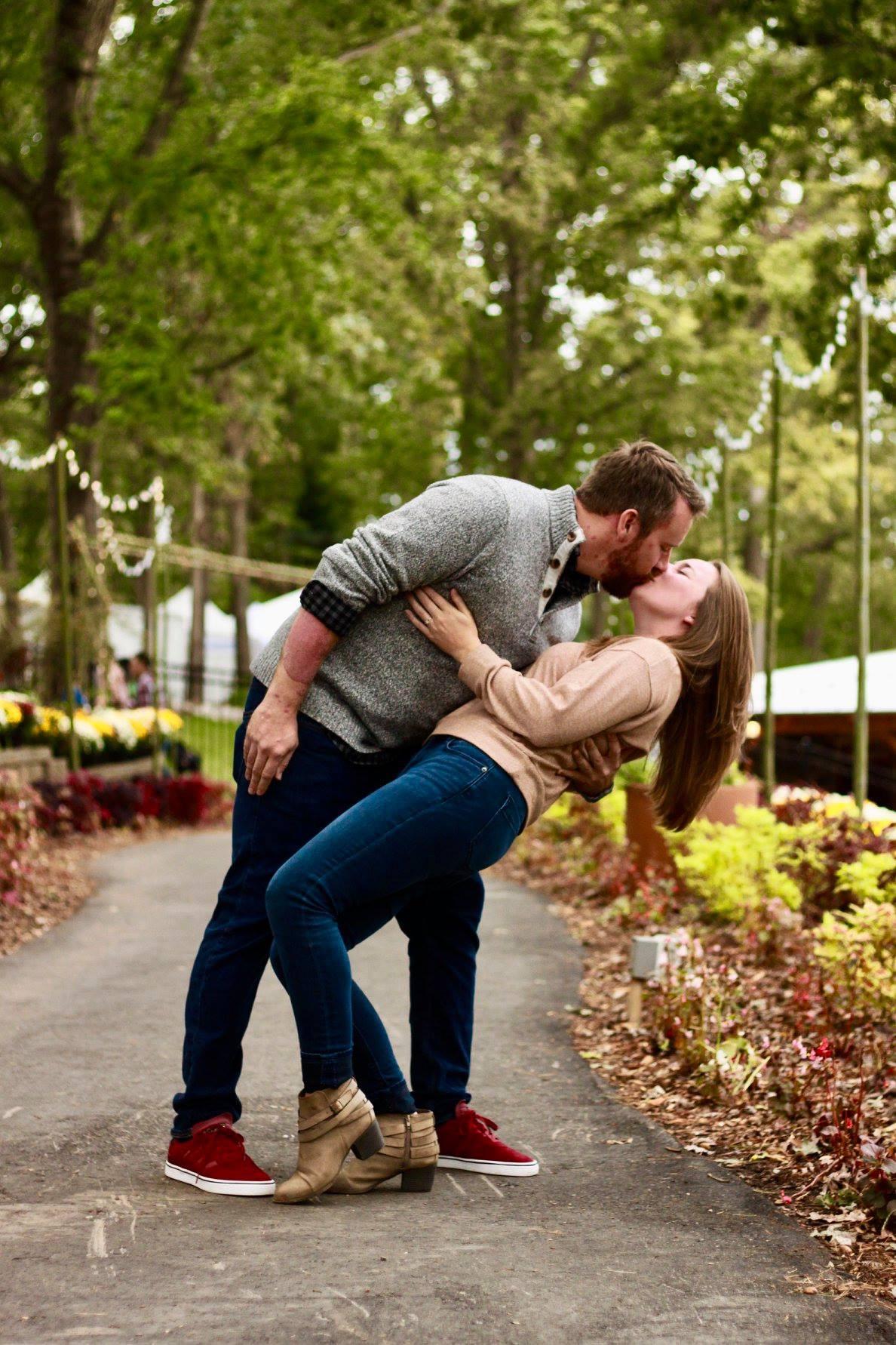 The Wedding Website of Kirstie Linza and Daniel Harvey