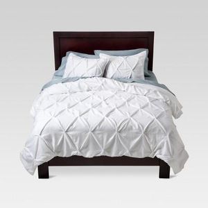 White Pinched Pleat Comforter Set (King) 3pc - Threshold™