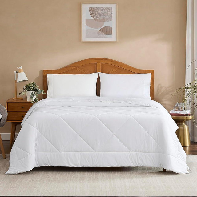 Oversized Cooling Comforter Full/Queen – Reversible Diamond-Quilted Comforter Shell with Elegant Trim – Lightweight Breathable Bed Blanket for Hot Sleepers, Night Sweats & All-Season Comfort, White