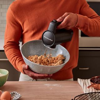 Go™ Cordless Hand Mixer