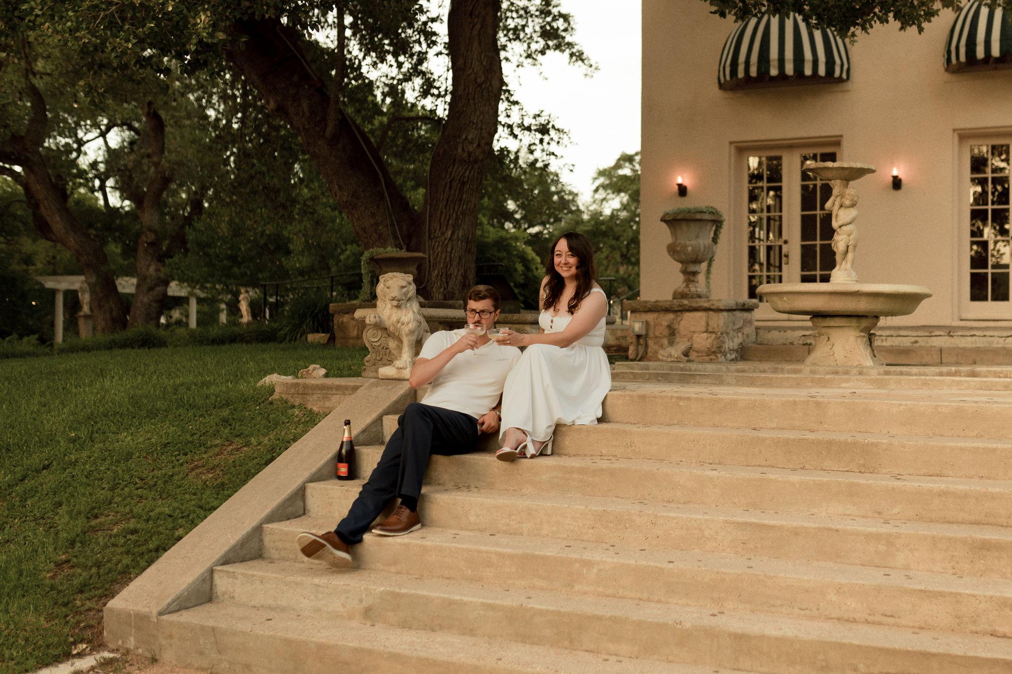 The Wedding Website of Jessica Galindo and Sean Carnett