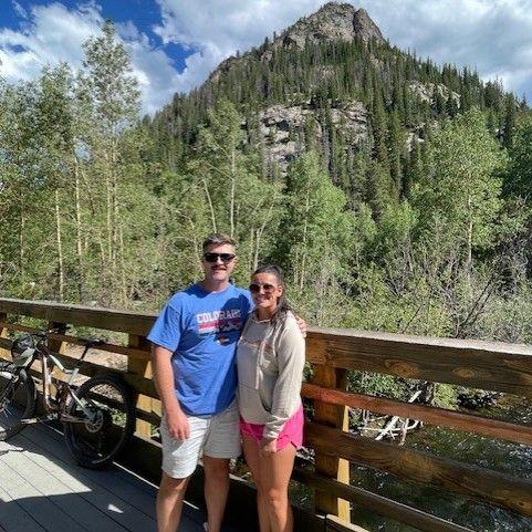 Sean and Justine travel to CO to meet his parents, and watch Sean and his dad compete in a triathlon!