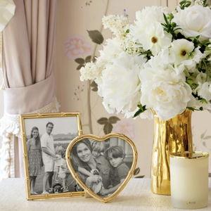 Ava Bamboo Heart Frame