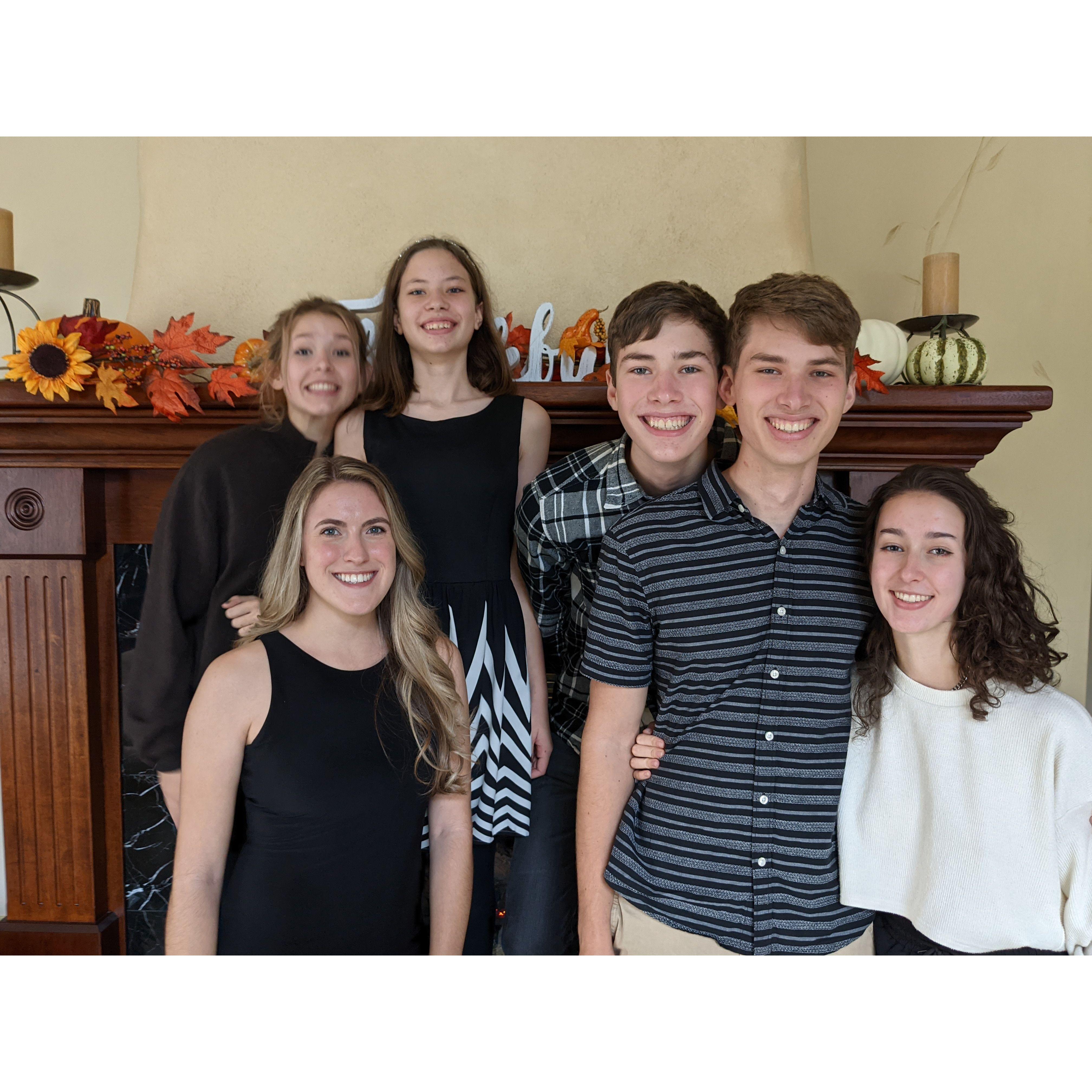 Thanksgiving with the family (2021)