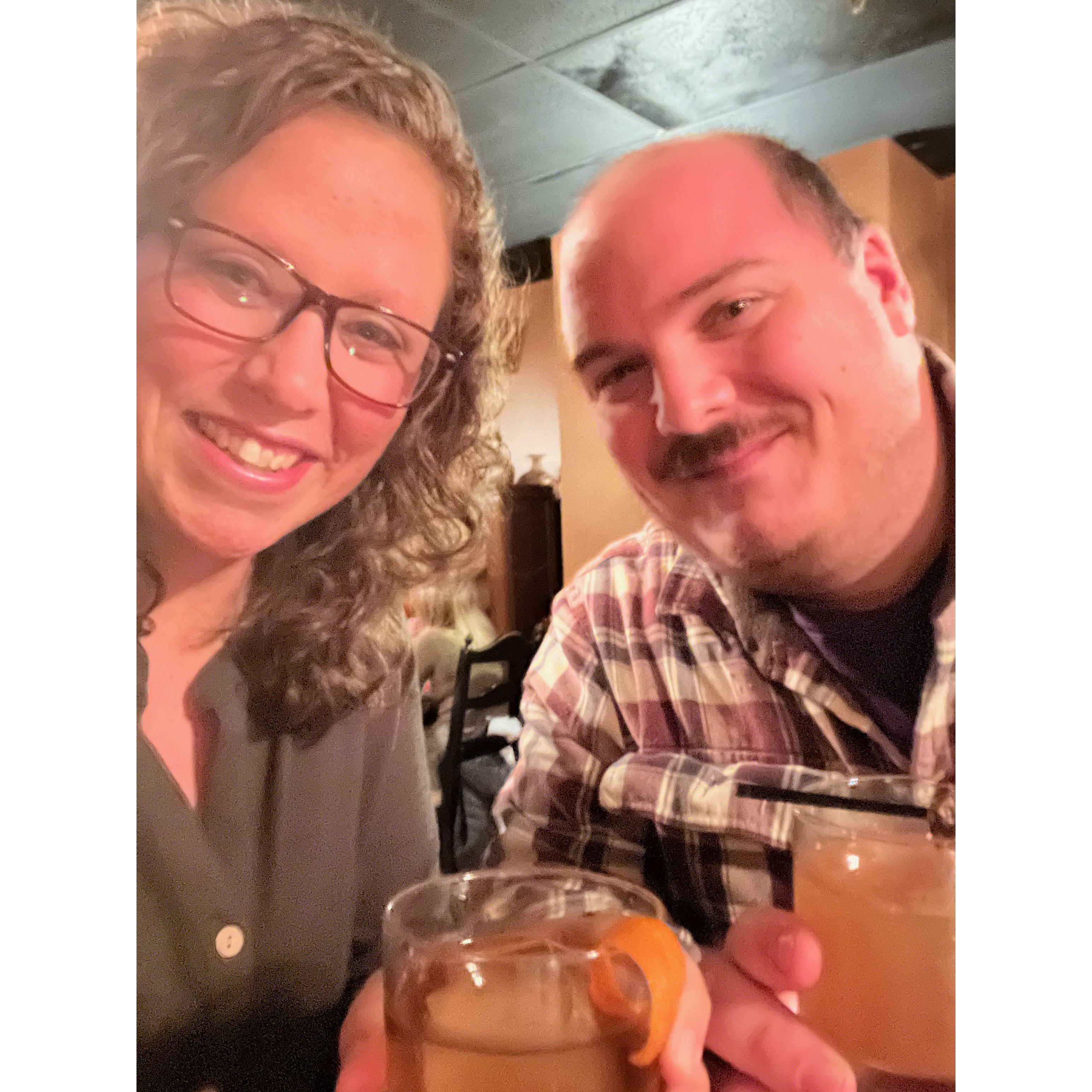 Whiskey cocktails are our favorite- get ready for them at the wedding!