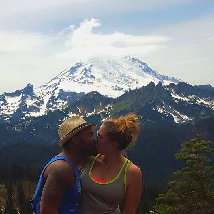 Hiking the PCT near the beautiful Mount Rainier