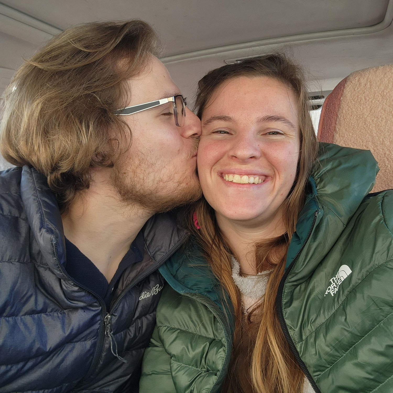 Slow sunday kiss!