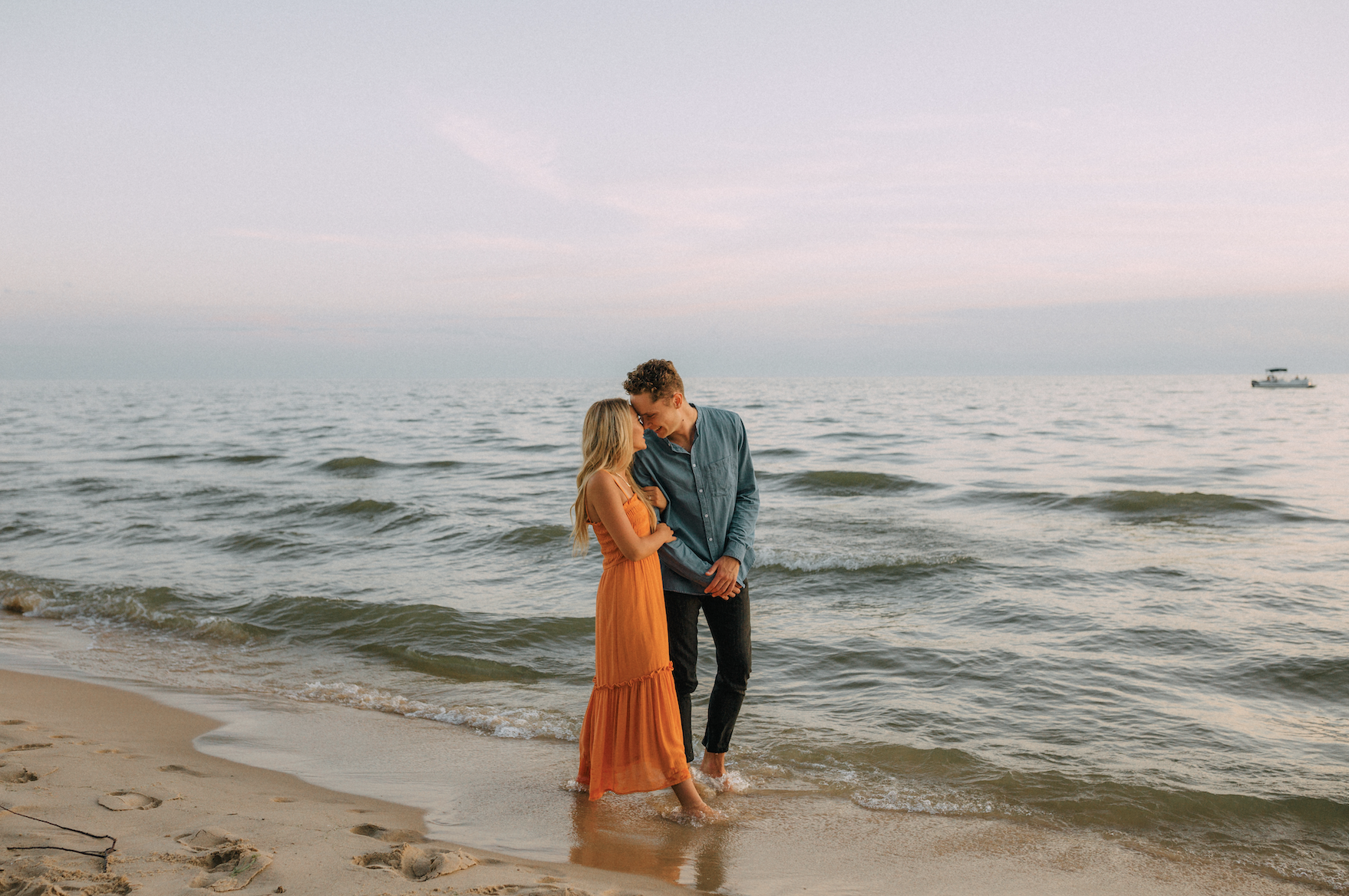 The Wedding Website of Hannah Thompson and Luke Steppey
