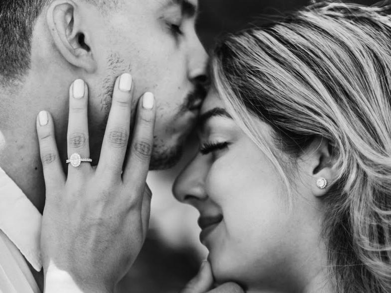 The Wedding Website of Ashley Estrada and Esteban Valencia