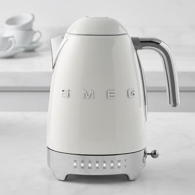 Smeg Variable Temperature Kettle 3D Logo