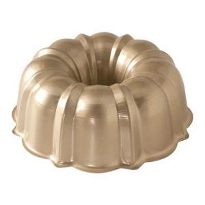 Nordic Ware 12 Cup Bundt Pan Gold