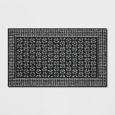 1&#39;8&#34;X2&#39;10&#34; Washable Geometric Border Tufted Accent Rug Black - Threshold&#8482;