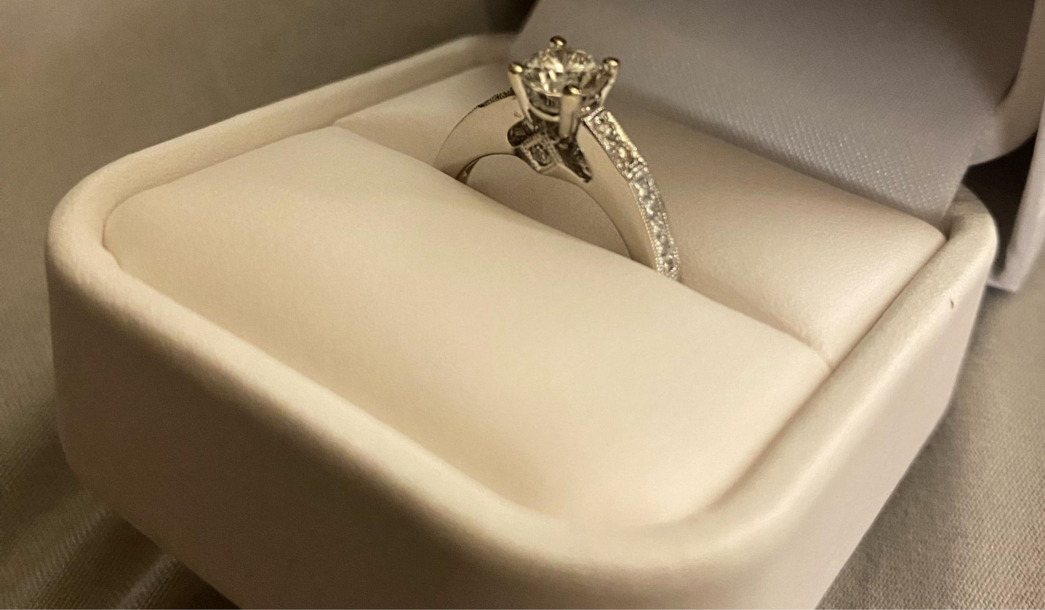 The Wedding Website of Kristen Huestis and Robert Letourneau