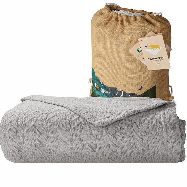 Soft & Cool 100% Cotton Blanket Queen Size / Full Size , Lightweight & Breathable Bed Blanket for Summers, Herringbone Design, Light Gray Queen Blanket , All-Season Throw ( Light Gray )