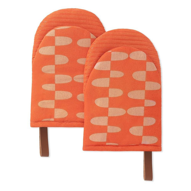 Folkulture Mini Oven Mitts Heat Resistant 5.75" x9", Set of 2 Orange Oven Mitts Cute, Short Oven Mitts with Hanging Loop, Cotton Oven Gloves or Kitchen Mittens, Small Oven Mitt Set, Cute Oven Mitts