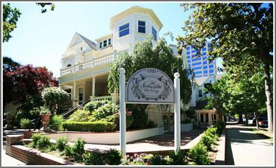 The Wedding Website of Tisa Kelly and Robert Alvis