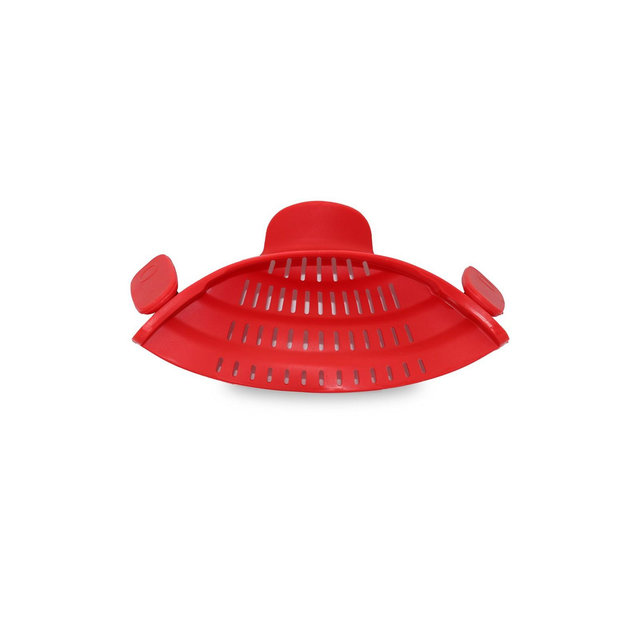 Cheer Collection Heat Resistant Snap-On Pot Strainer, Red