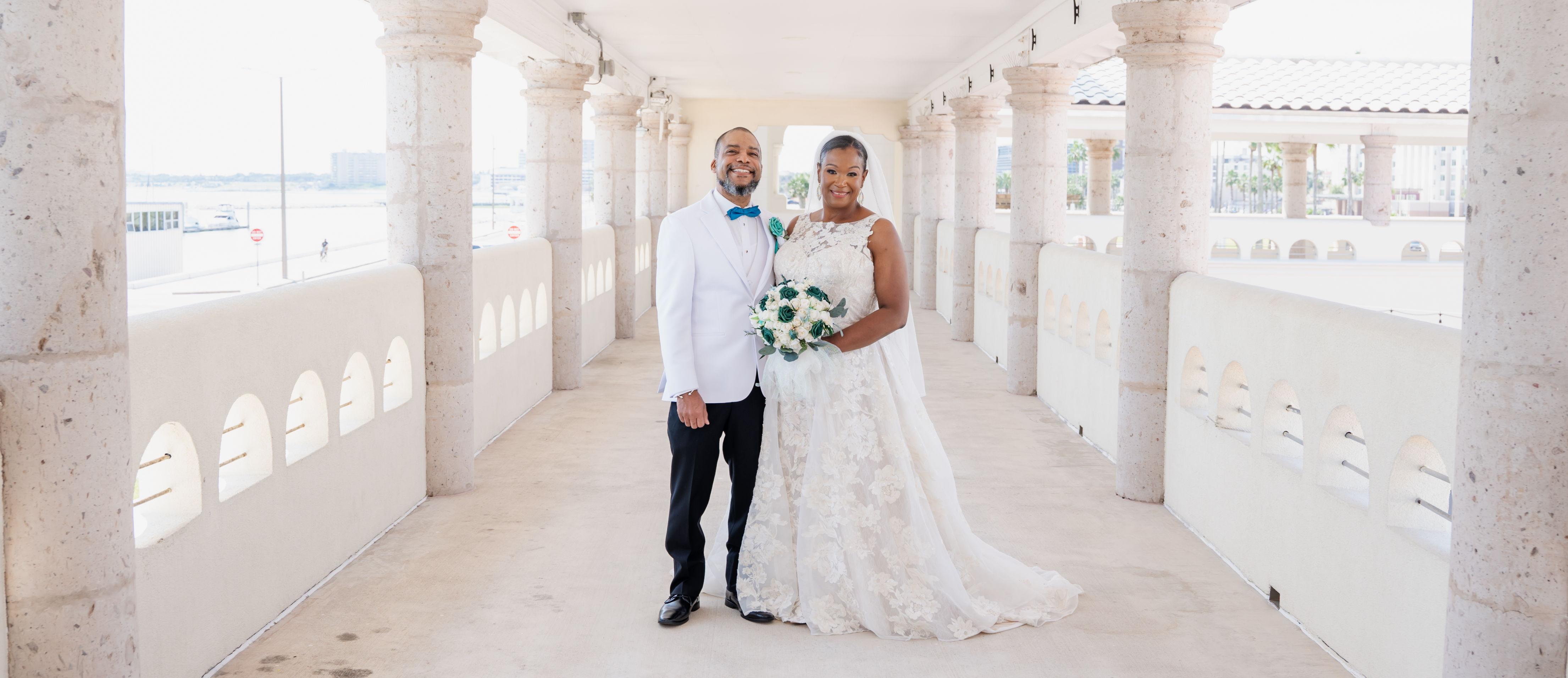The Wedding Website of Jennifer Powell and Jay Thompson