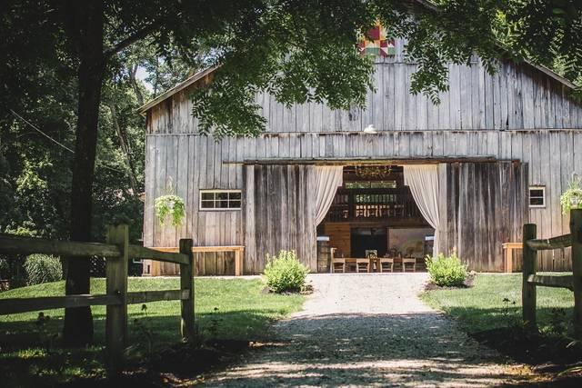 The Wedding Website of Paige Price and Christopher Valentine