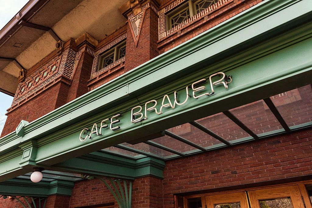 The Wedding Website of Allie Murphy and Mark Leslie